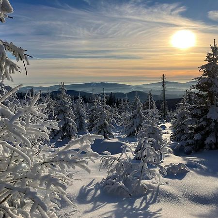 Chata Rozhlas Železná Ruda Buitenkant foto