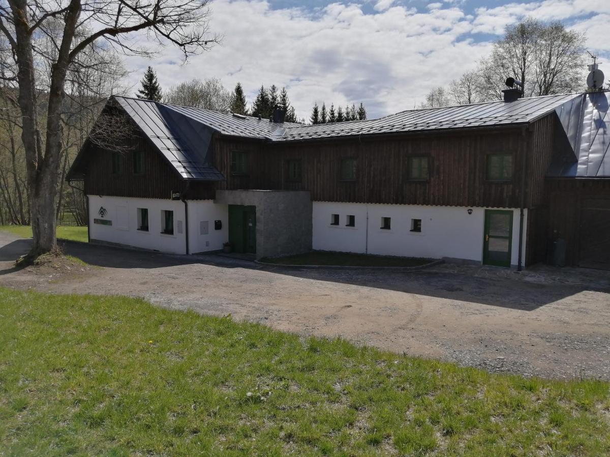Chata Rozhlas Železná Ruda Buitenkant foto