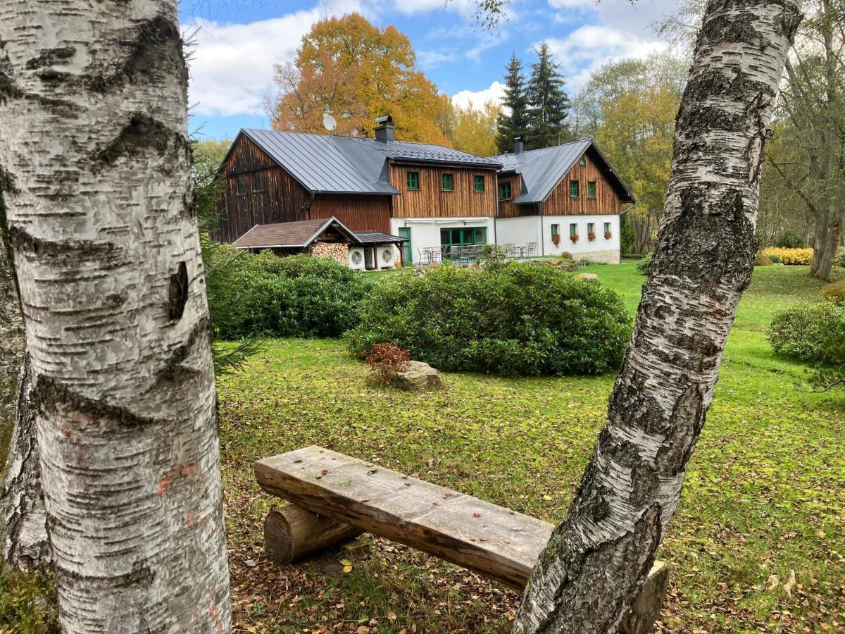 Chata Rozhlas Železná Ruda Buitenkant foto